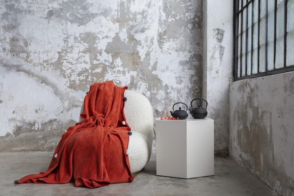 Dolce Bonita Home Tek Kişilik Ponponlu Pike Battaniye – 150×200 cm, Kiremit Rengi, Şık ve Yumuşak Pamuklu Battaniye